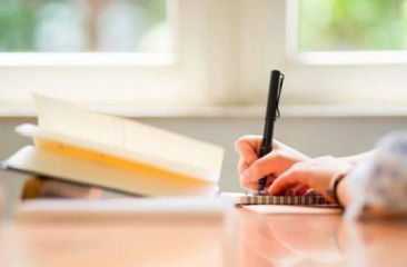 大学生毕业个人自我鉴定范文2020