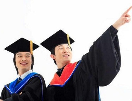 1589340270812881.jpg 大学毕业自我鉴定范文500字_2020毕业自我鉴定