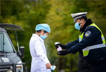 时代新人说对话战疫英雄优秀学生作文心得感想【五篇】