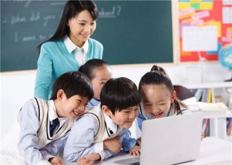 2022年师风师德个人先进事迹材料精选5篇