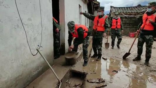 2020抗洪抢险感人先进事迹材料5篇