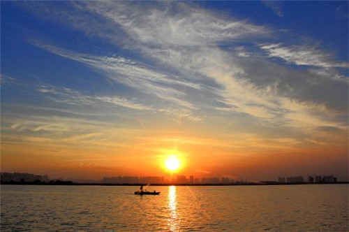 1596683426366164.jpg 关于2020立秋的说说怎么发